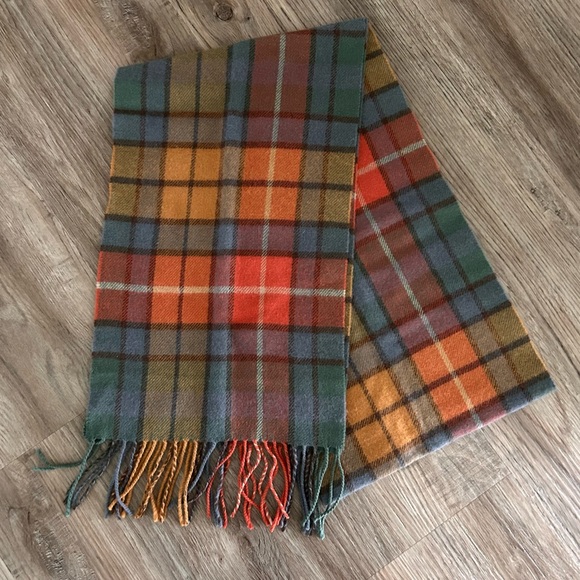 Johnstons of Elgin Lambswool Scarf - Picture 2 of 4